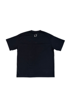 T-shirt nera oversize minimal con logo ricamato | Enigma - Enigmavdm